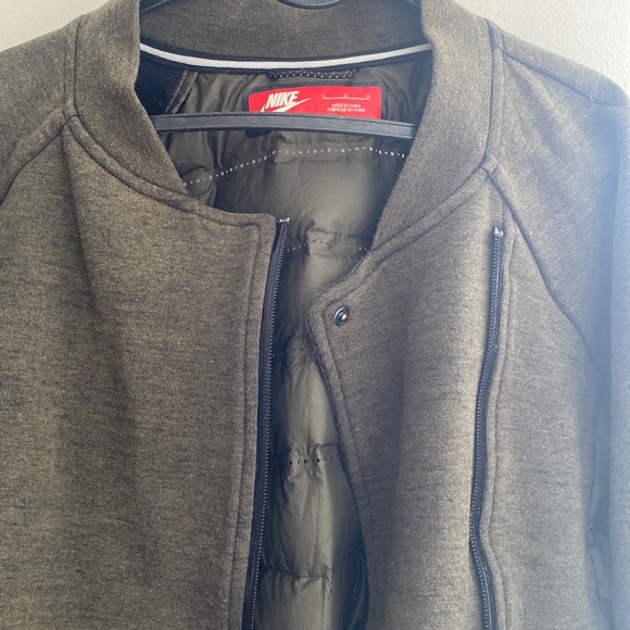 Nike athletic jacket/sweater - Picture 1 of 8